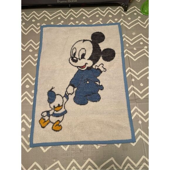 Vintage 1984 BIEDERLACK Disney Baby Mickey Mouse & Ducky Fleece Crib Blanket 27x - Picture 2 of 5
